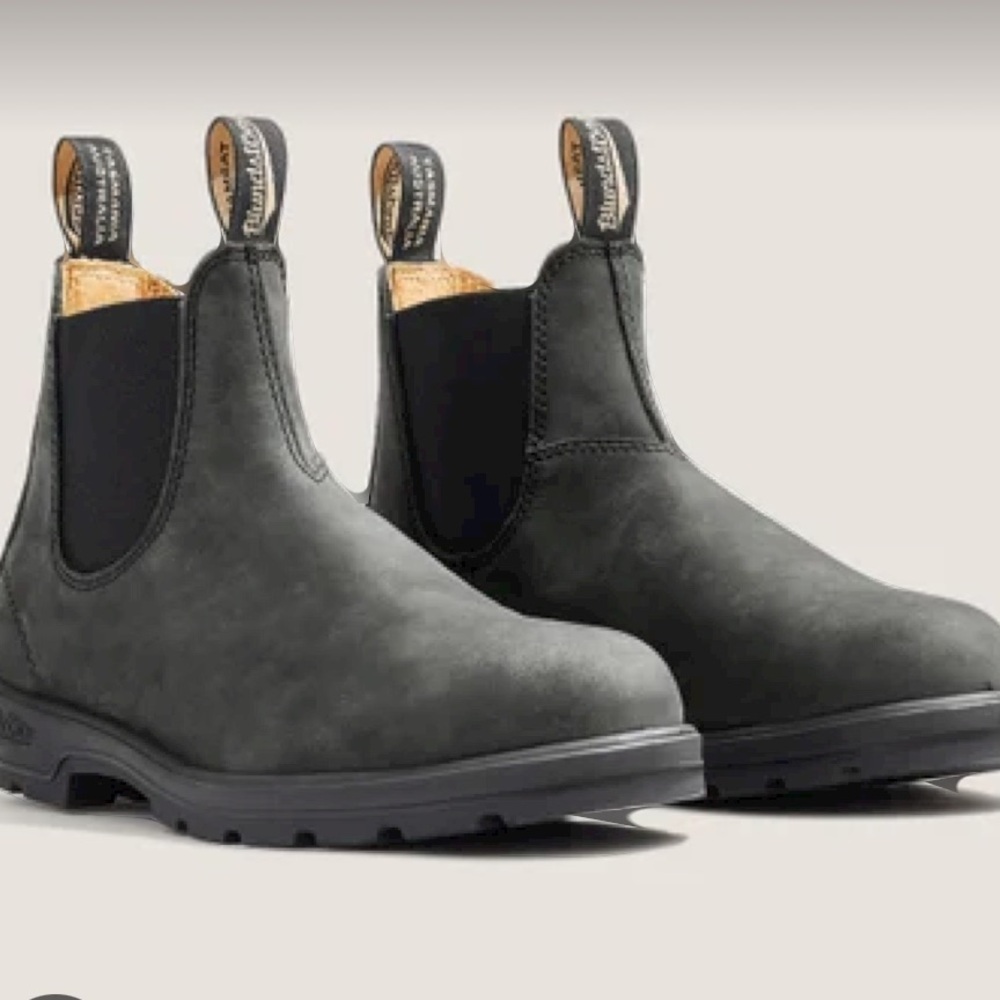 Women’s Grey Blundstones